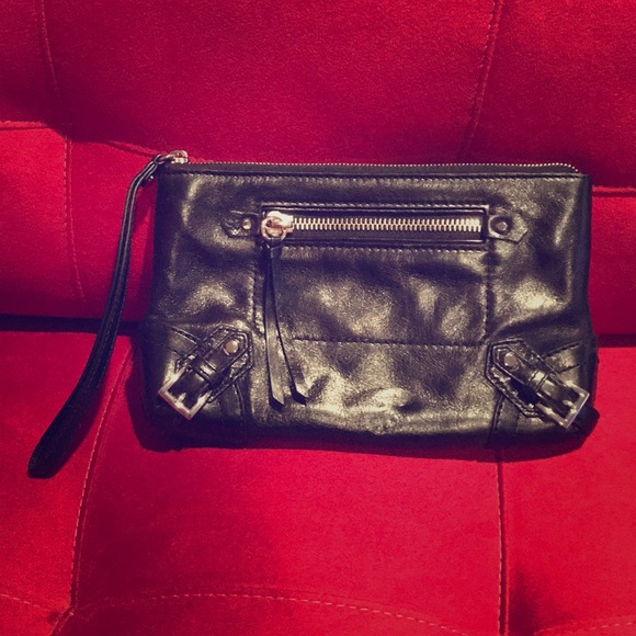 Authentic michael Kors wristlet/clutch - Picture 3 of 7